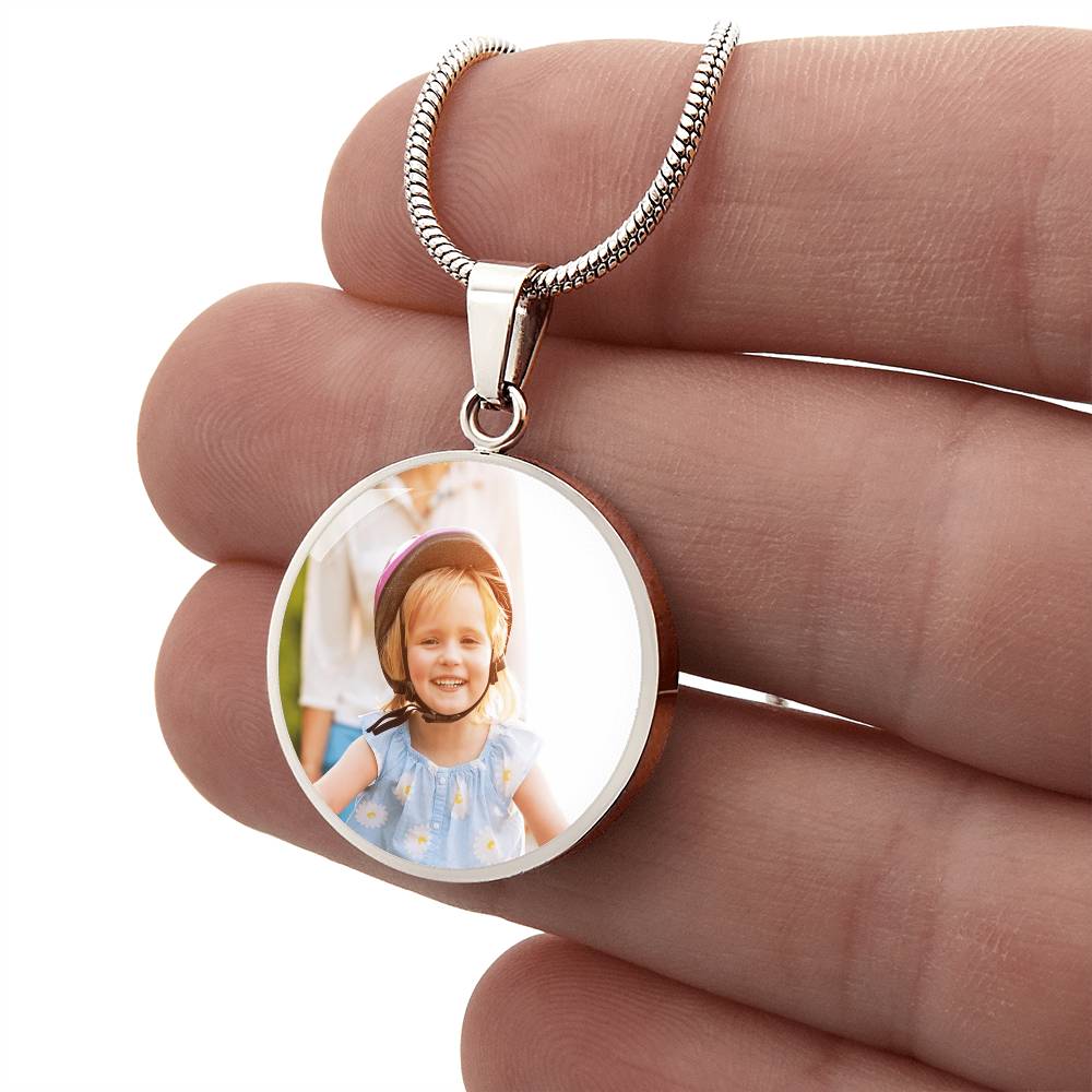 Custom Photo Necklace – Personalized Picture Pendant for People & Pets