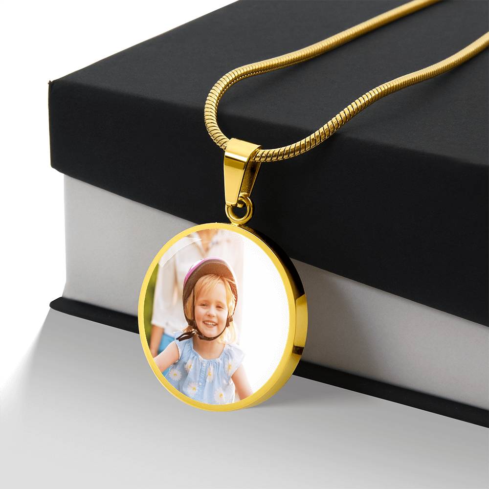 Custom Photo Necklace – Personalized Picture Pendant for People & Pets